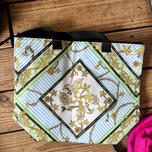 Victoria secret insulated cooler tote - Picture 1 of 3